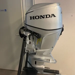 honda-bf60-outboard-motor